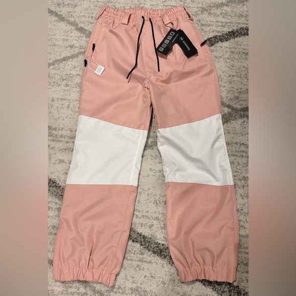 Snowverb pink and white snowsuit set jacket and pants (brand new with tags) - Picture 6 of 8